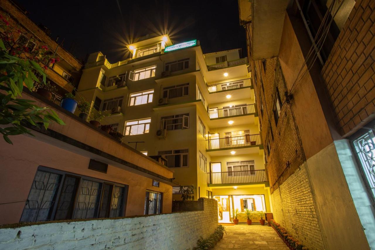 Hotel Sapana Garden Thamel Катманду Екстер'єр фото