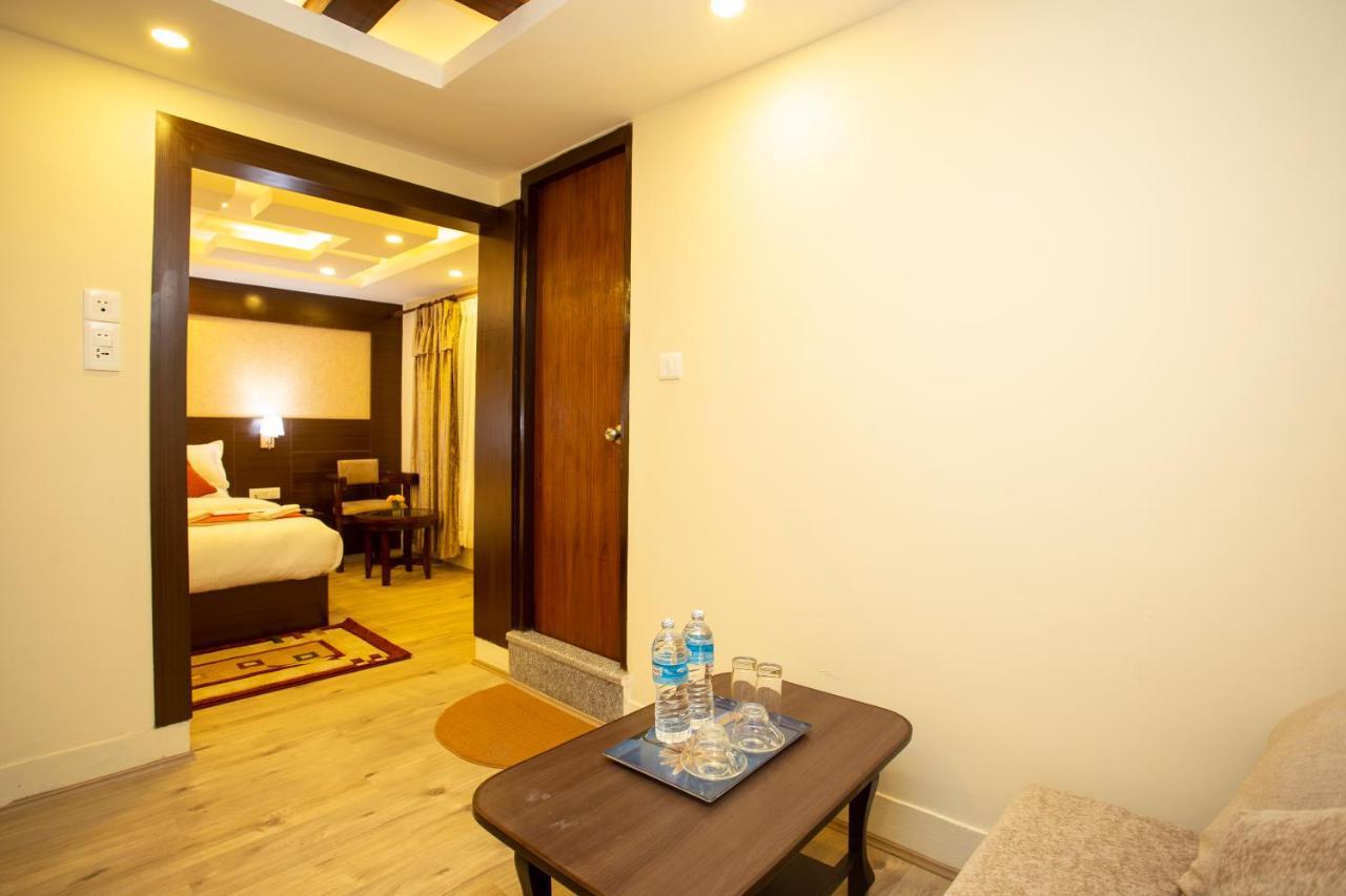Hotel Sapana Garden Thamel Катманду Екстер'єр фото