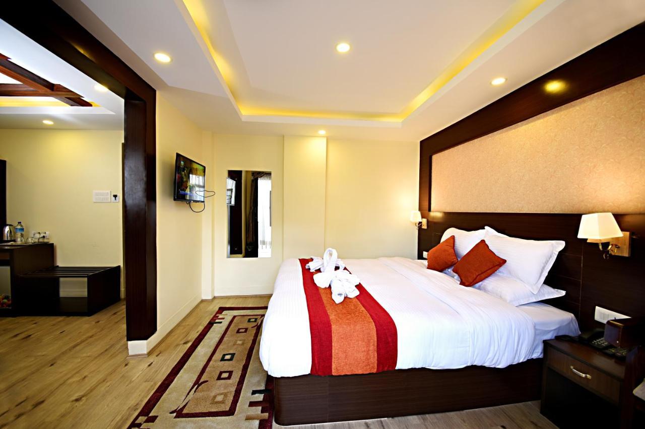 Hotel Sapana Garden Thamel Катманду Екстер'єр фото
