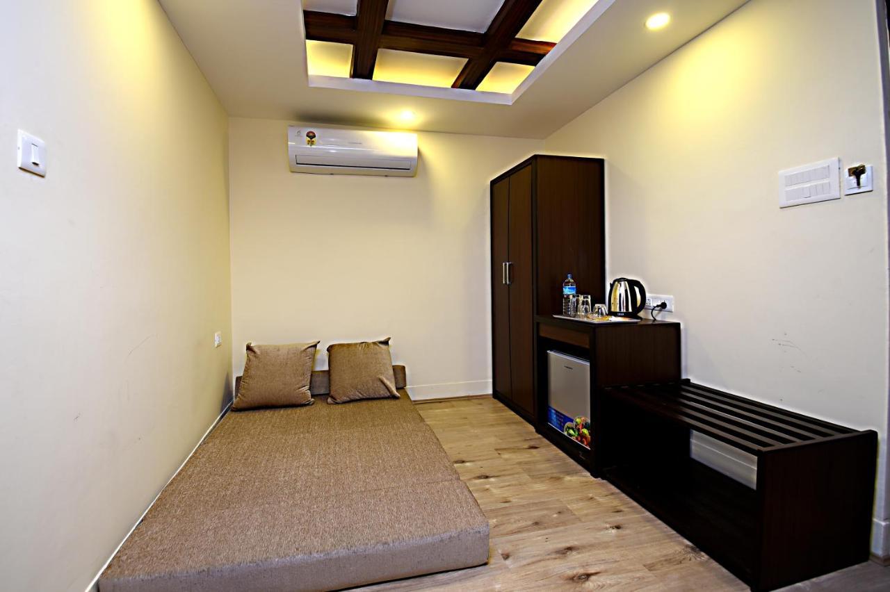 Hotel Sapana Garden Thamel Катманду Екстер'єр фото