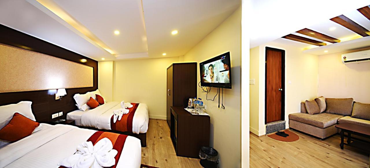 Hotel Sapana Garden Thamel Катманду Екстер'єр фото